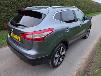 Used Nissan Qashqai 2015 for sale - 77743962: Photo