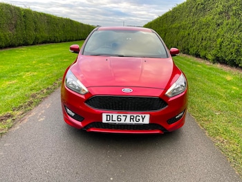Used Ford Focus 2018 for sale - 61750491: Photo 3