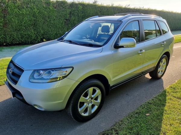 Used Hyundai Santa Fe 2010 for sale - 69359982: Photo 3