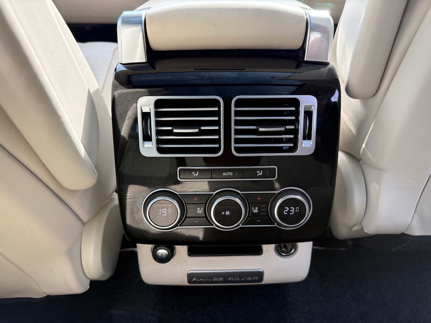 Land rover Range rover 4.4 SDV8 Autobiography 4dr Auto