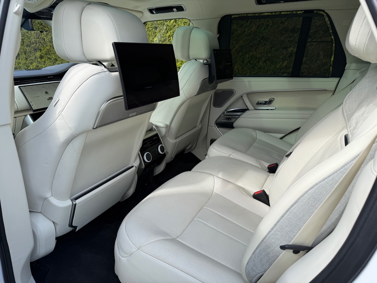 Land rover Range rover 4.4 P530 V8 SV 4dr Auto