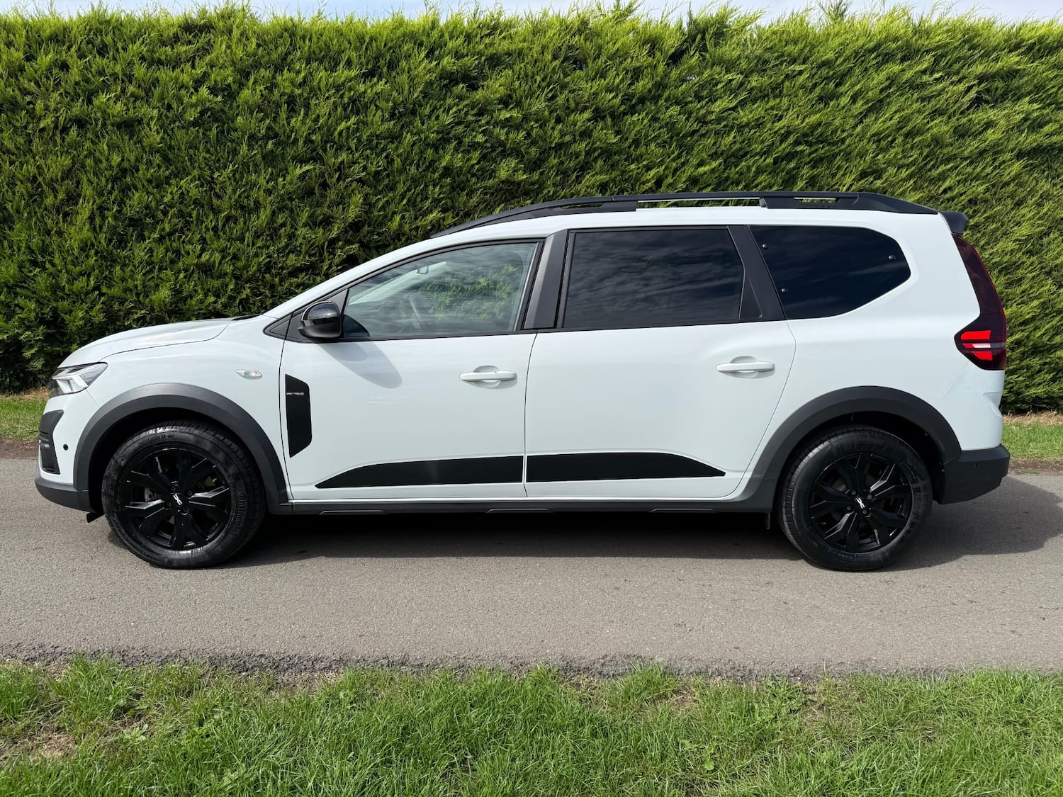 Dacia Jogger 1.6 HEV Extreme SE 5dr Auto