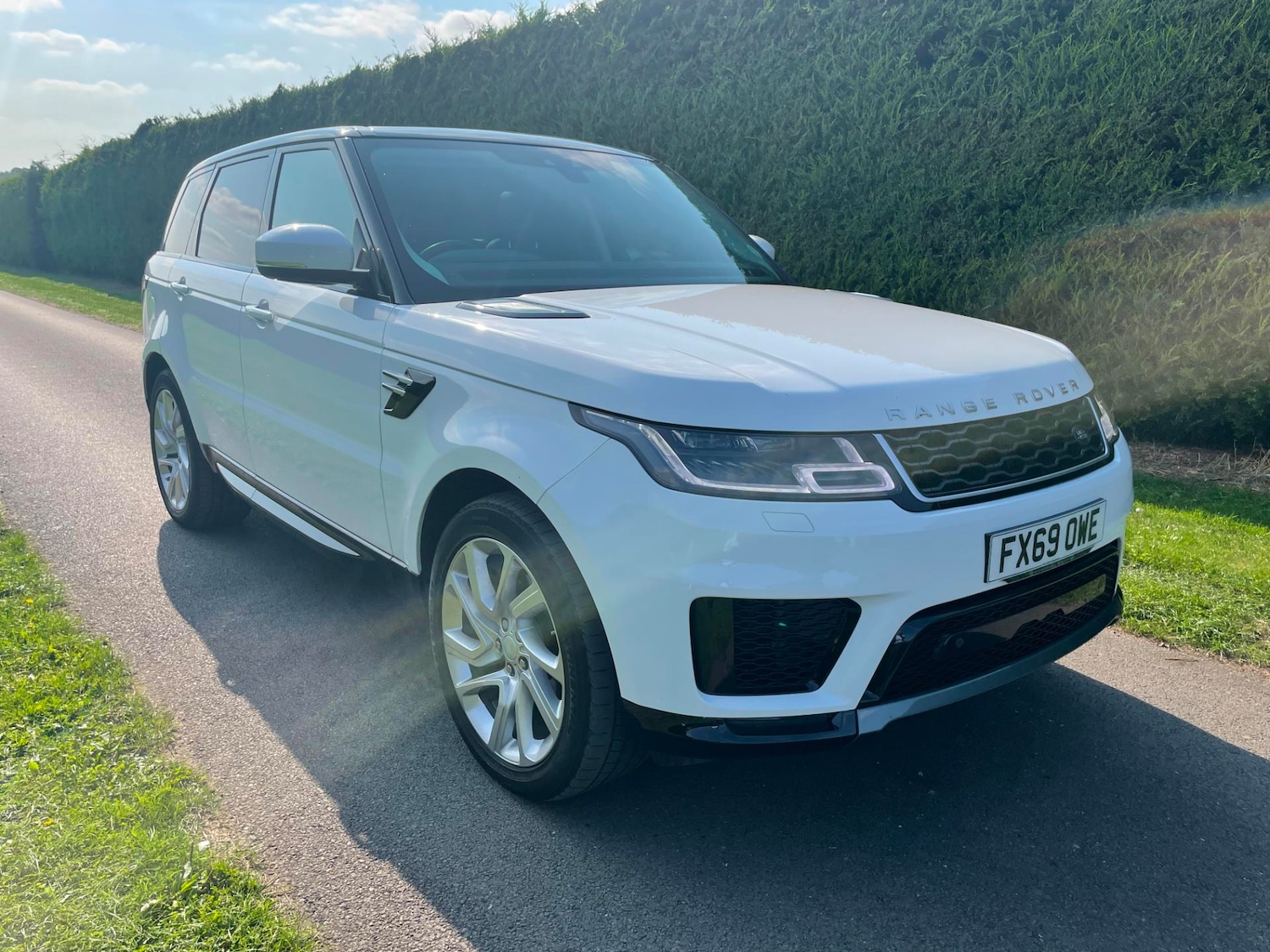 Used Land Rover Range Rover Sport 2019 for sale - 64181431: Photo 1