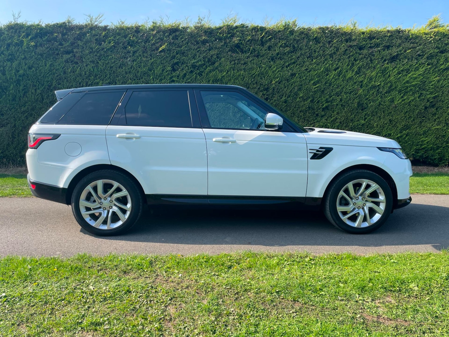 Used Land Rover Range Rover Sport 2019 for sale - 64181431: Photo 10