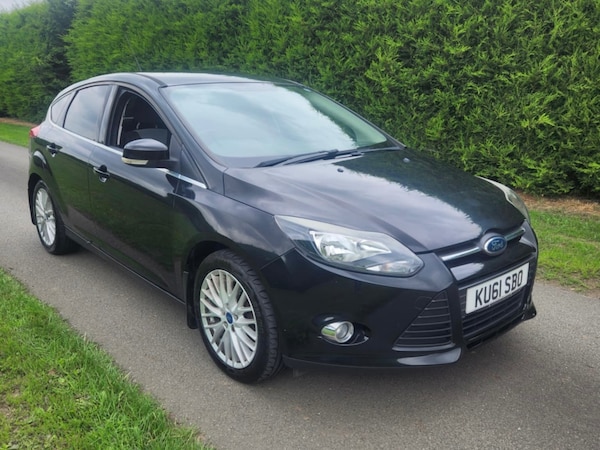 Used Ford Focus 2011 for sale - 75343592: Photo 1