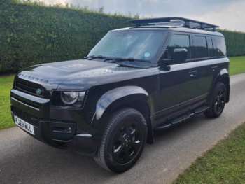 Used Land Rover Defender 2023 for sale - 70251812: Photo