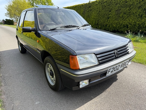 Used Peugeot 205 1989 for sale - 74481103: Photo 1