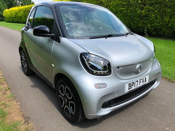 Used smart fortwo 2017 for sale - 56863378: Photo