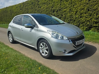 Used Peugeot 208 2014 for sale - 78324985: Photo