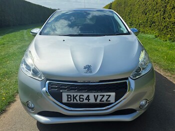 Used Peugeot 208 2014 for sale - 78324985: Photo