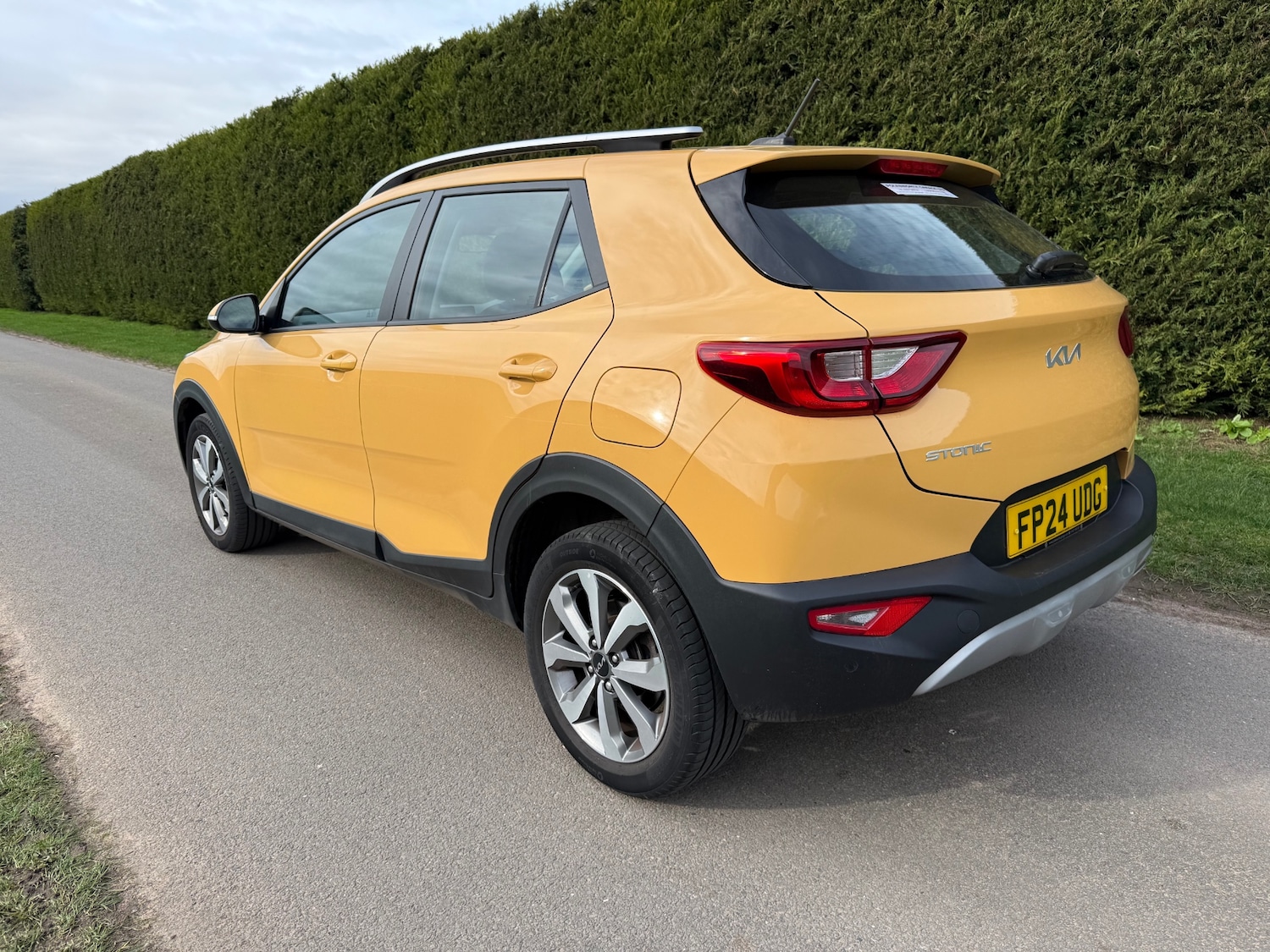 Used Kia Stonic 2024 for sale - 77715021: Photo 6