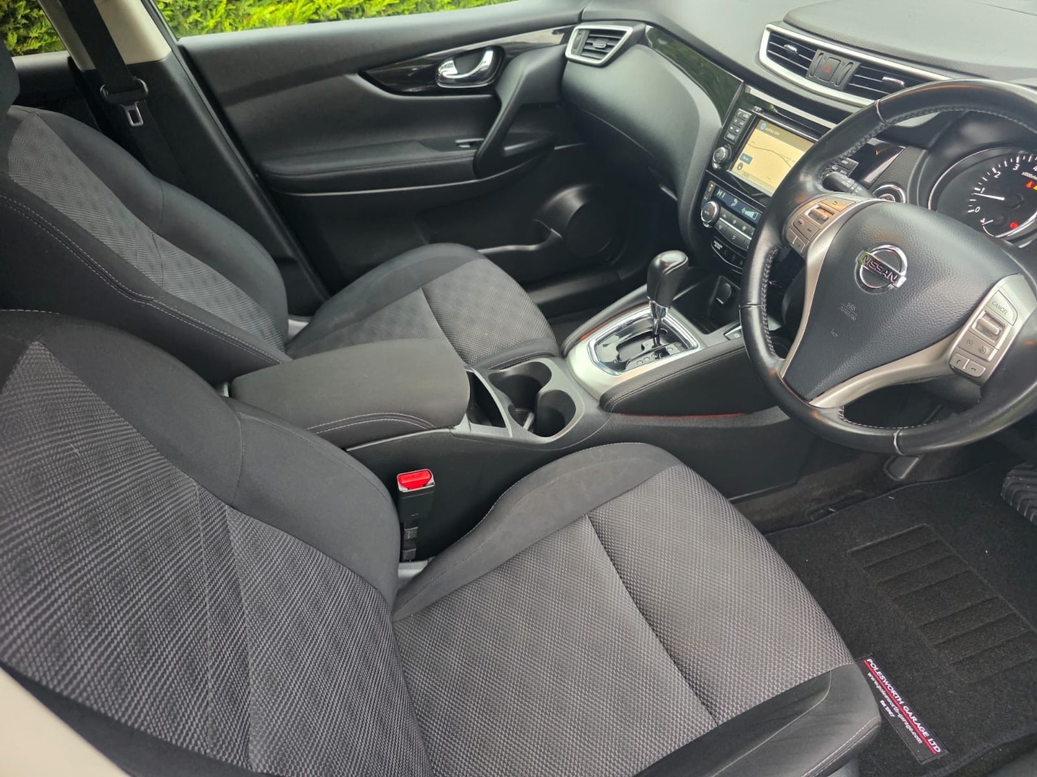 Used Nissan Qashqai 2016 for sale - 76543155: Photo 11