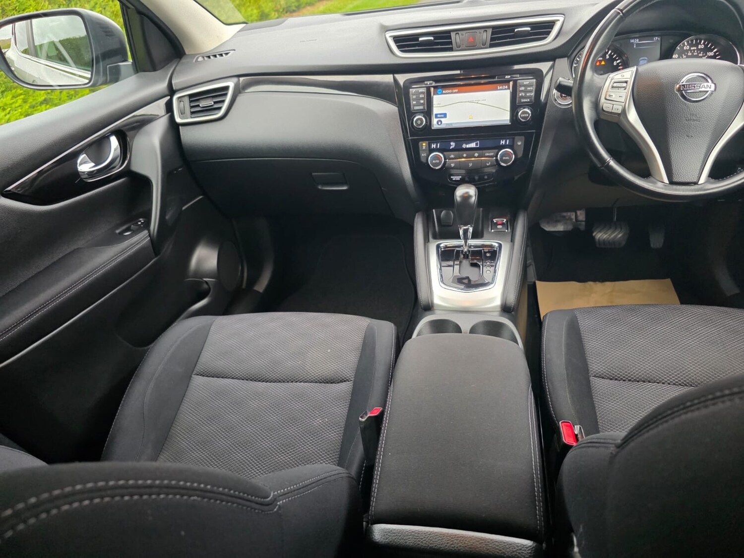 Used Nissan Qashqai 2016 for sale - 76543155: Photo 12