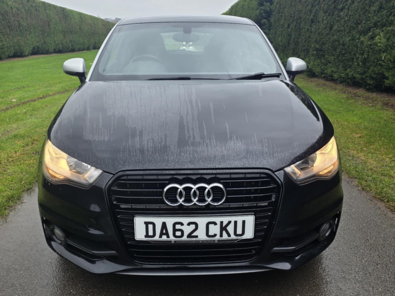 Used Audi A1 2012 for sale - 76958852: Photo 2