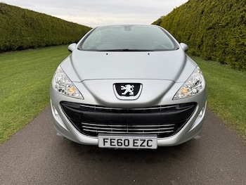 Used Peugeot 308 2010 for sale - 74139894: Photo 2