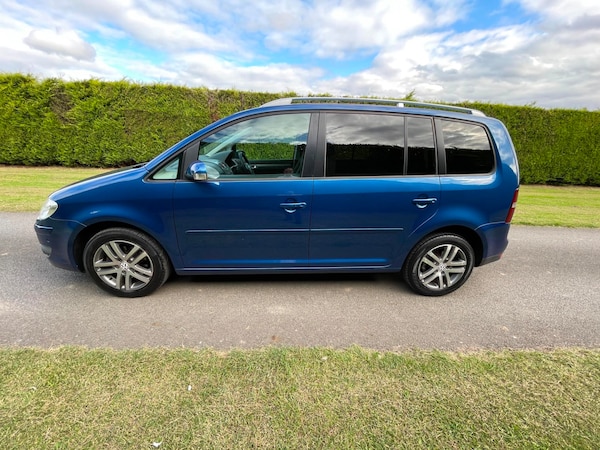 Used Volkswagen Touran 2008 for sale - 68338548: Photo 5