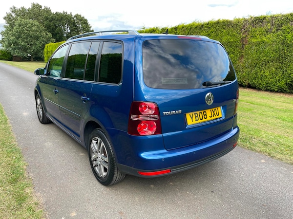 Used Volkswagen Touran 2008 for sale - 68338548: Photo 6