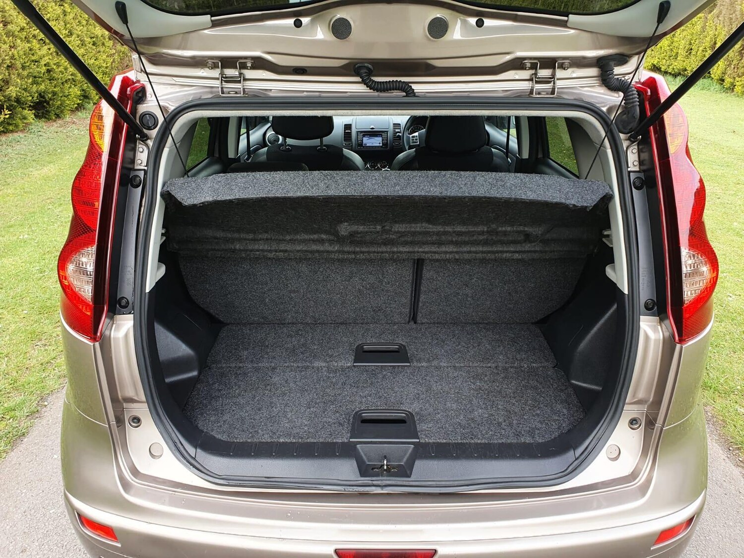 Used Nissan Note 2013 for sale - 59806971: Photo 9