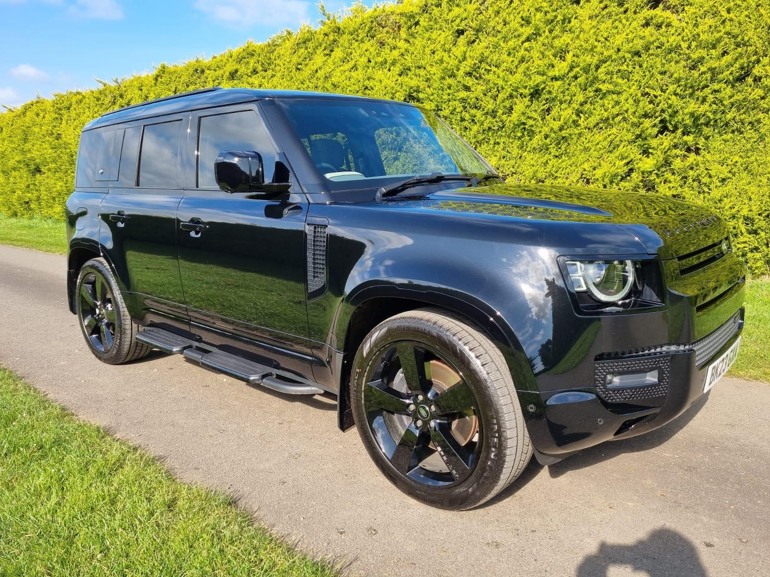 Used Land Rover Defender 2023 for sale - 67383294: Photo 1