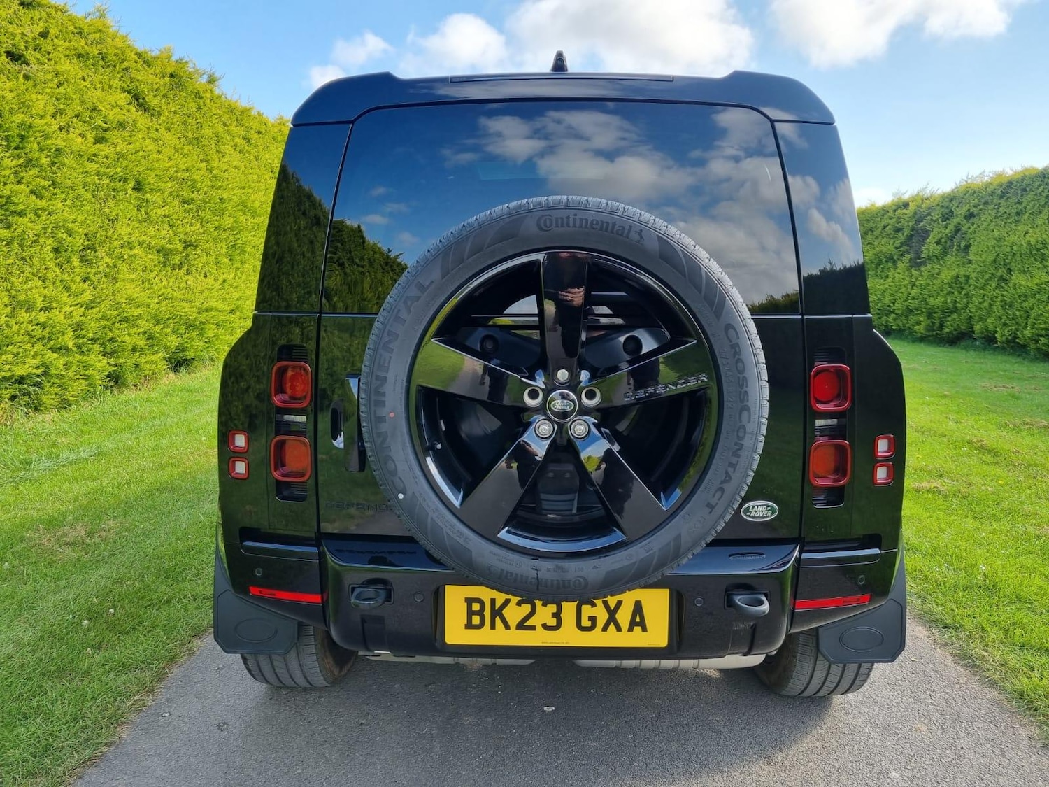 Used Land Rover Defender 2023 for sale - 67383294: Photo 7