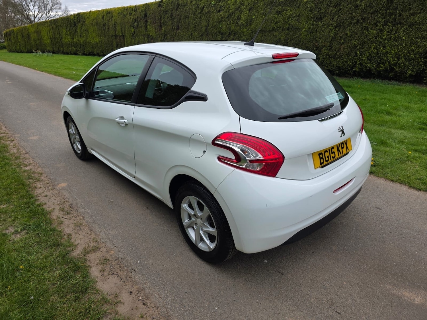 Used Peugeot 208 2015 for sale - 78180126: Photo 7