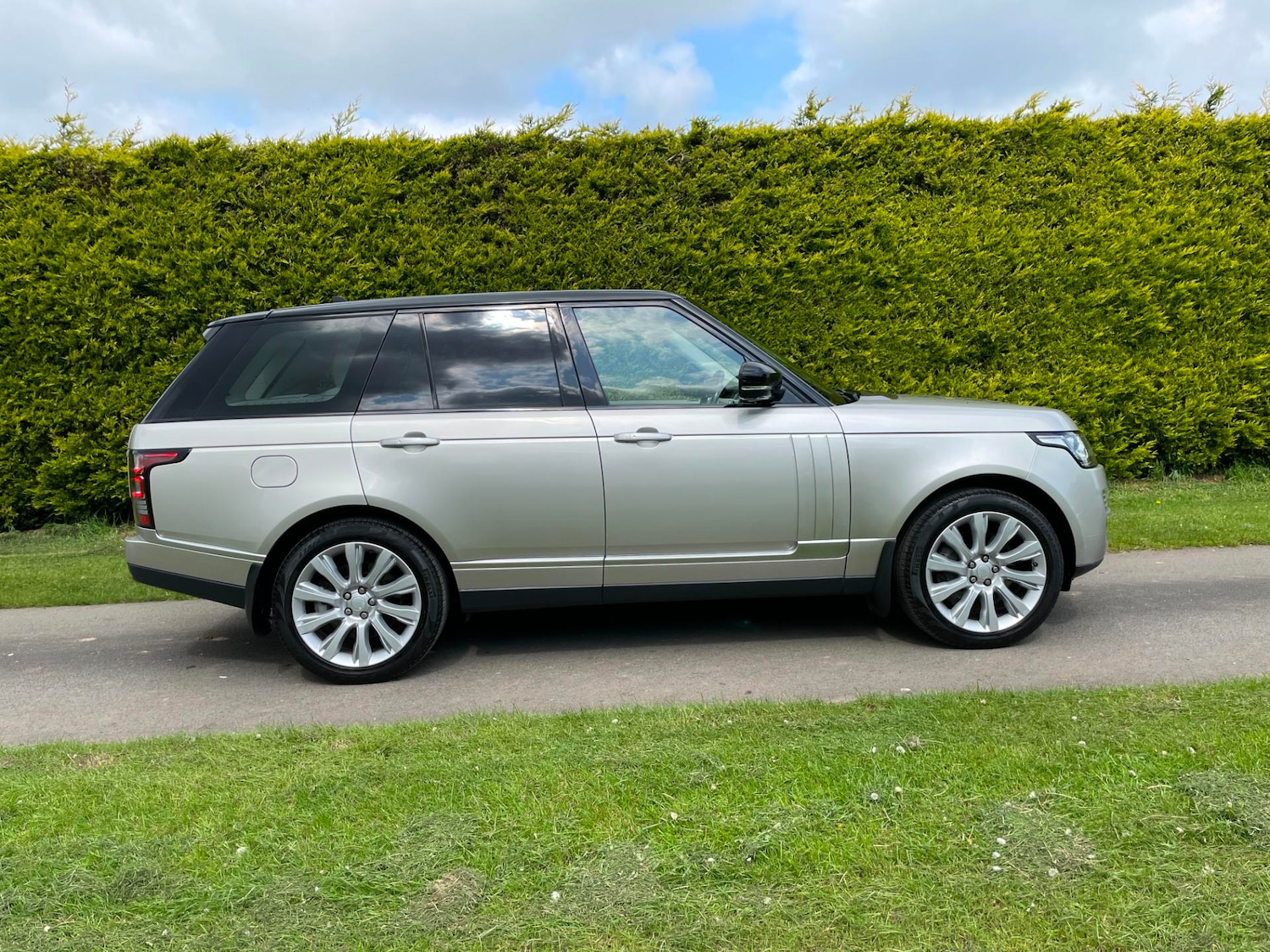 Land rover Range rover 4.4 SDV8 Autobiography 4dr Auto