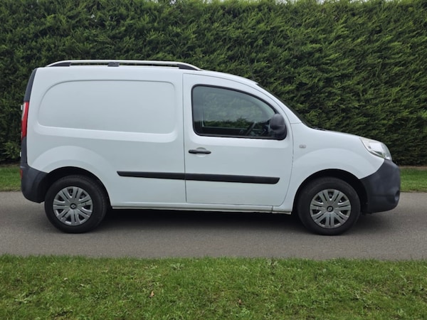Used Renault Kangoo 2015 for sale - 76298909: Photo 4