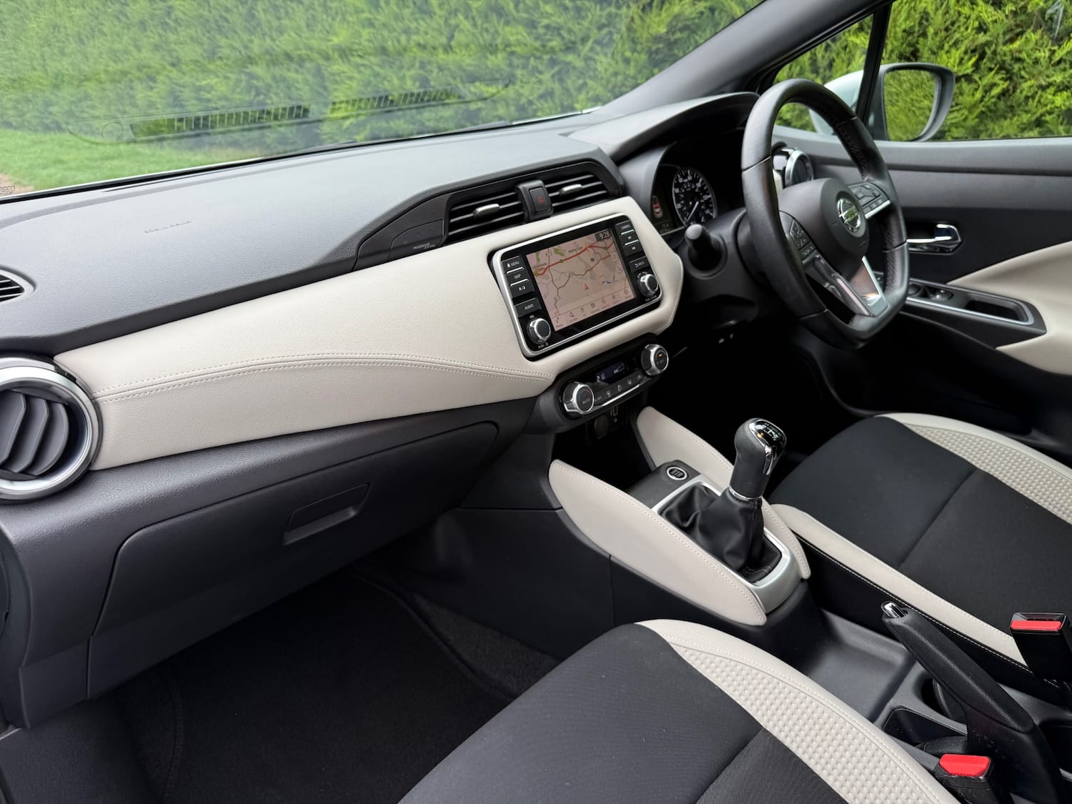 Nissan Micra 1.0 IG-T 92 Tekna 5dr