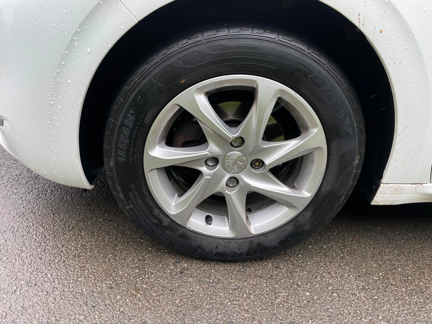 Used Peugeot 208 2013 for sale - 66721649: Photo 20