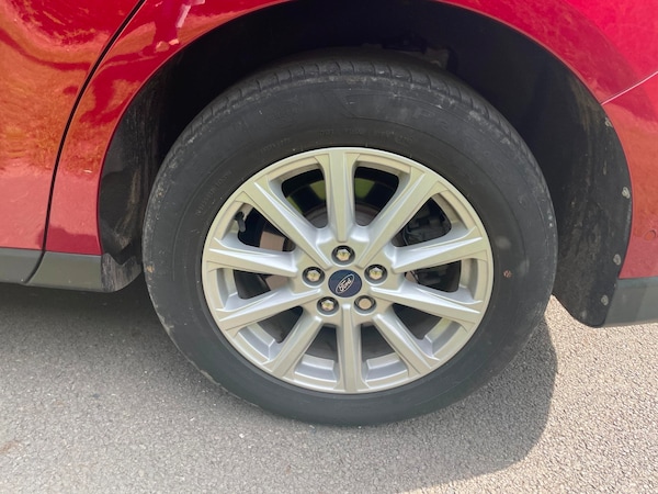 Used Ford Galaxy 2017 for sale - 64237364: Photo 24