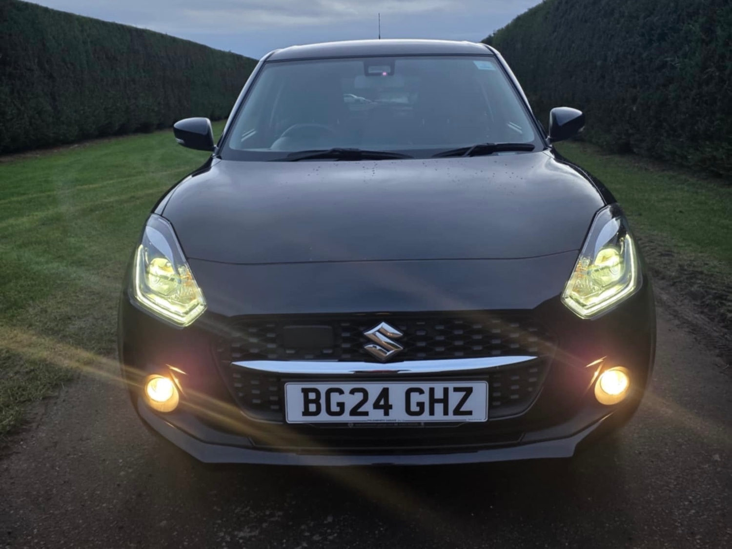 Used Suzuki Swift 2024 for sale - 77296571: Photo 2