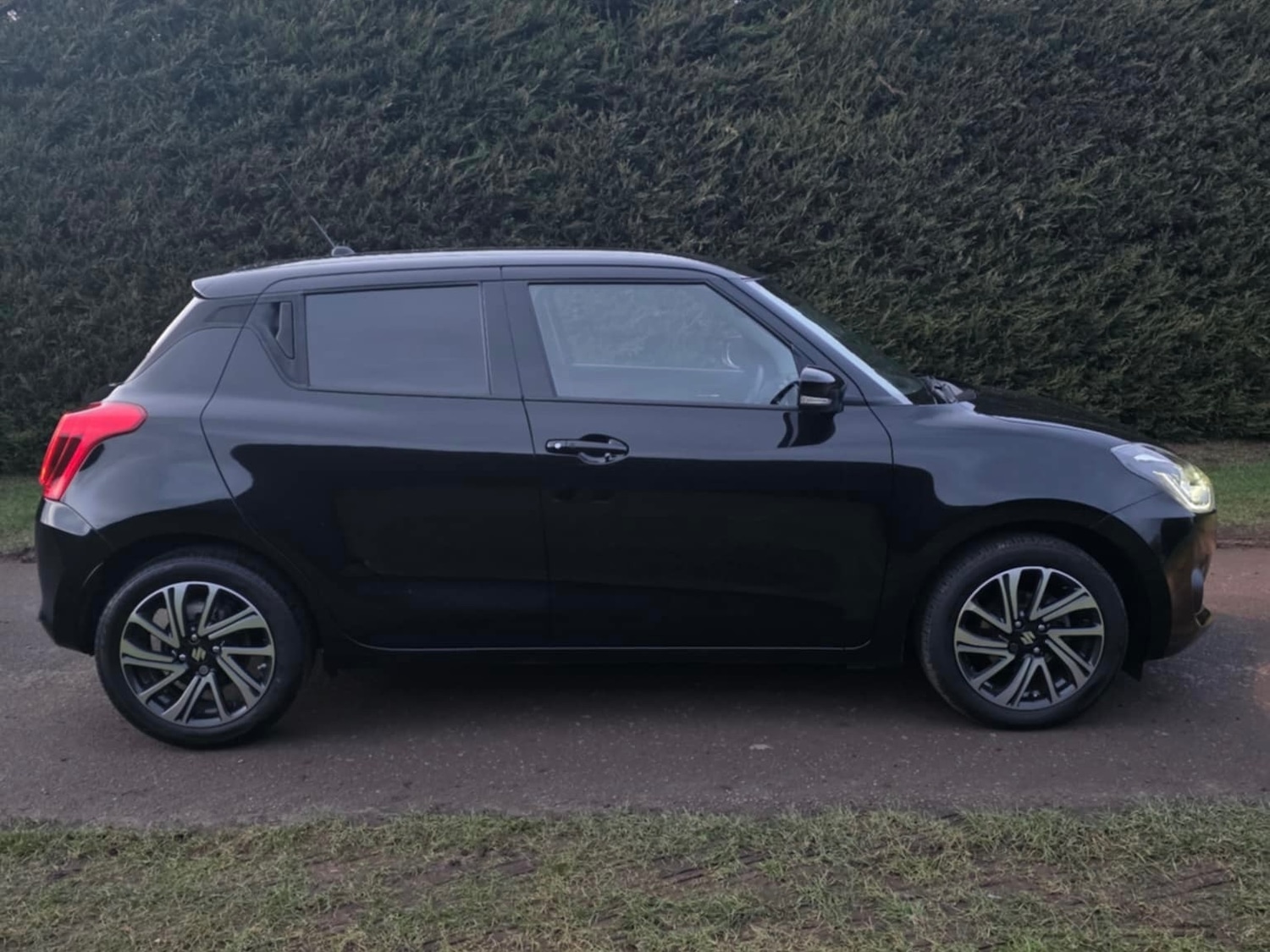 Used Suzuki Swift 2024 for sale - 77296571: Photo 5