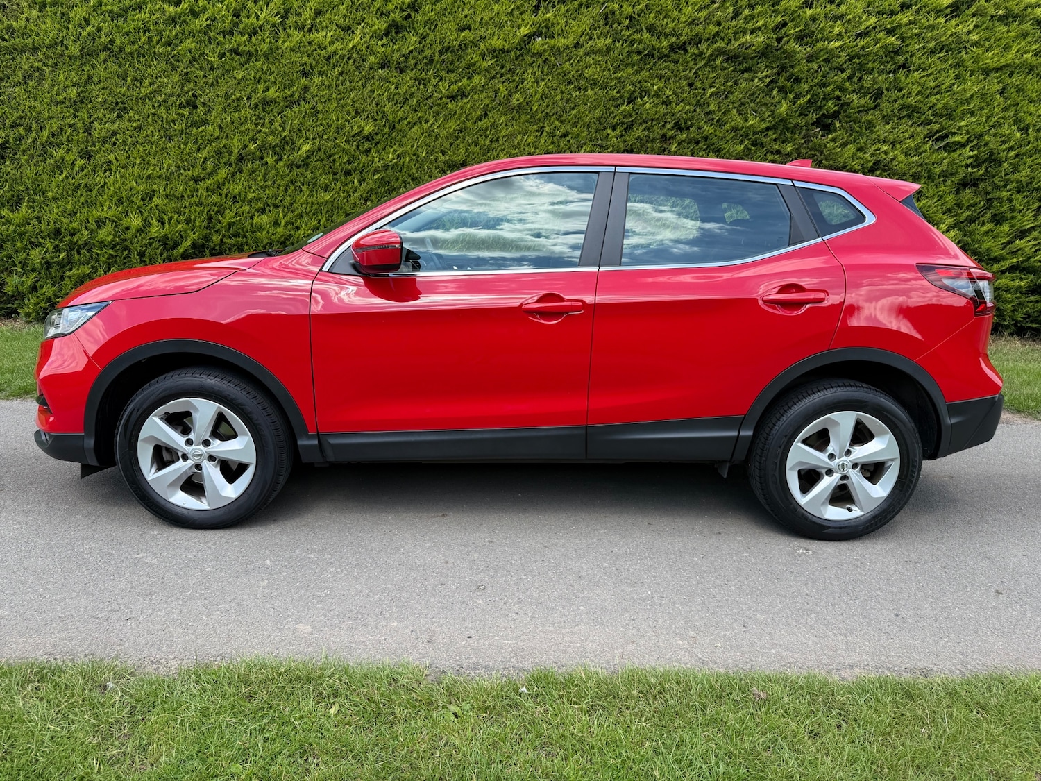 Nissan Qashqai 1.3 DiG-T 160 Acenta Premium 5dr
