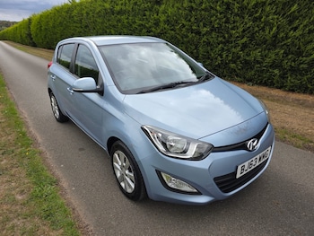 2013 (63) - 1.2 Active 5dr