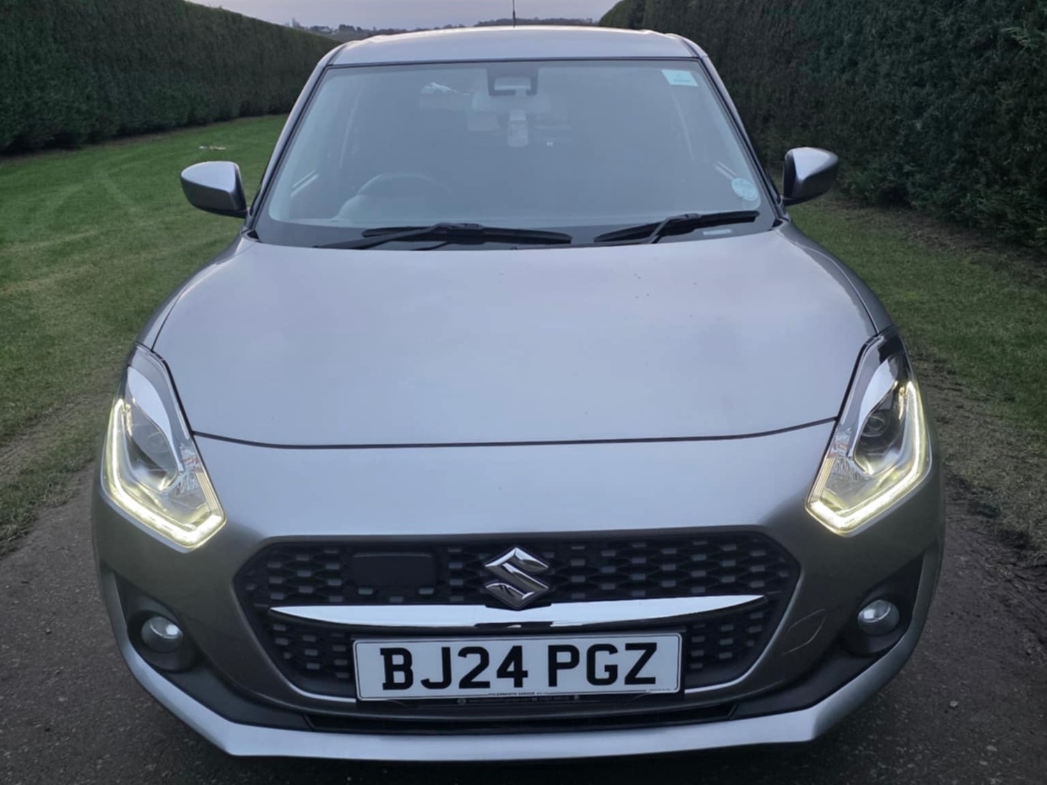 Used Suzuki Swift 2024 for sale - 77296567: Photo 2