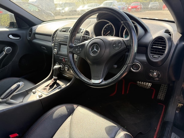Used Mercedes-Benz SLK 2010 for sale - 74339933: Photo 6
