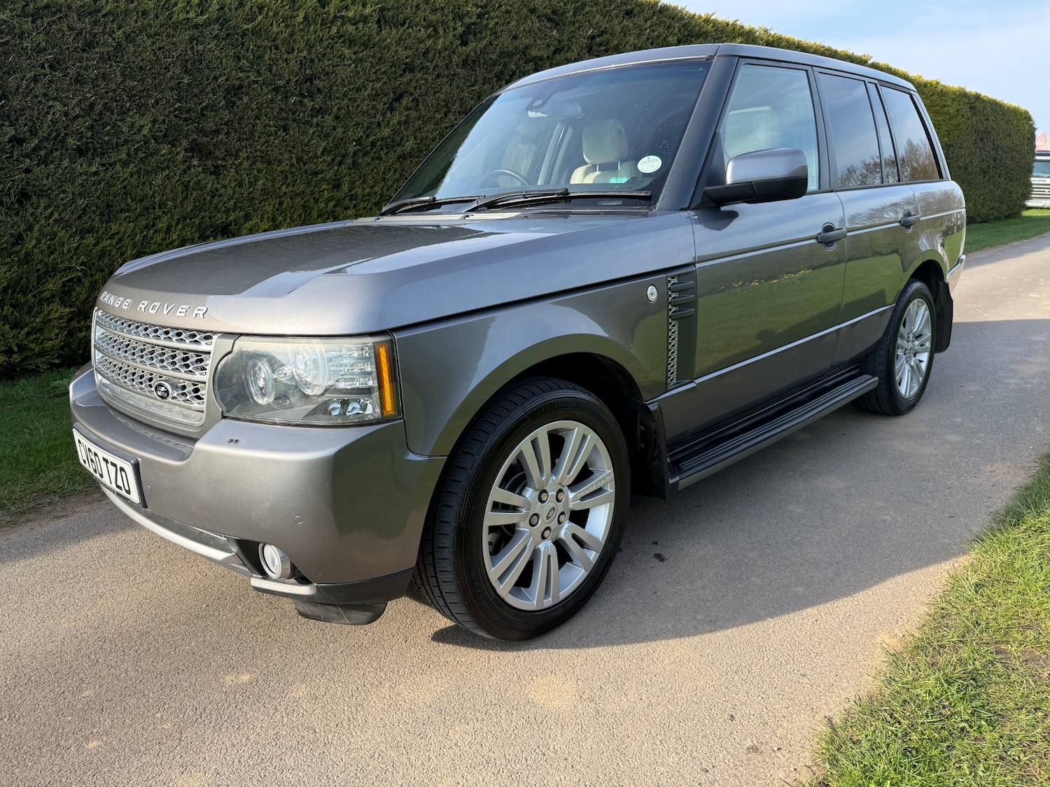 Used Land Rover Range Rover 2010 for sale - 77950713: Photo 3