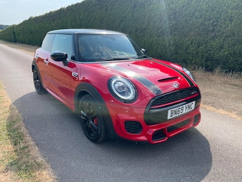 Used MINI Hatch 2019 for sale - 63600681: Photo