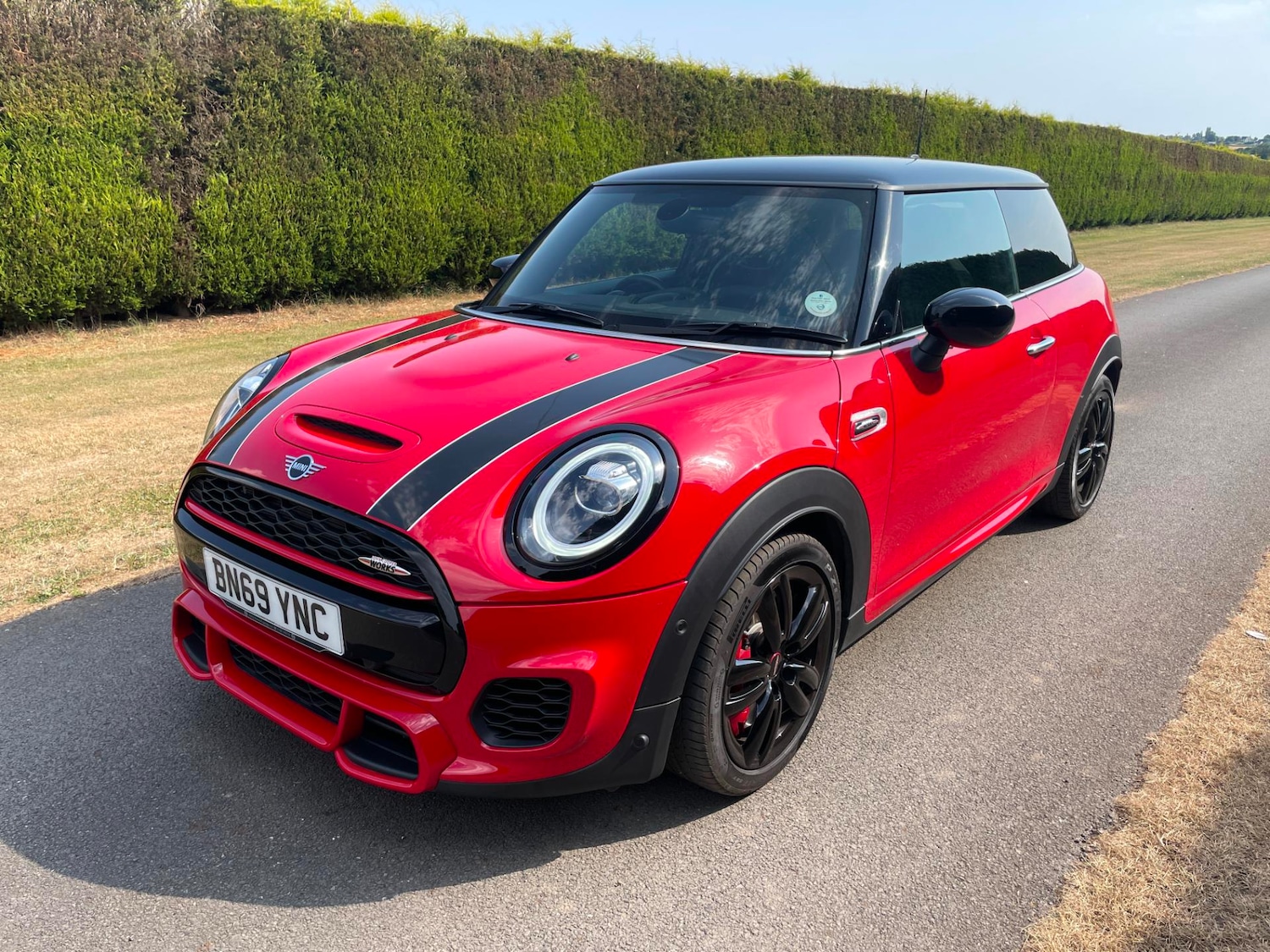 Used MINI Hatch 2019 for sale - 63600681: Photo 4