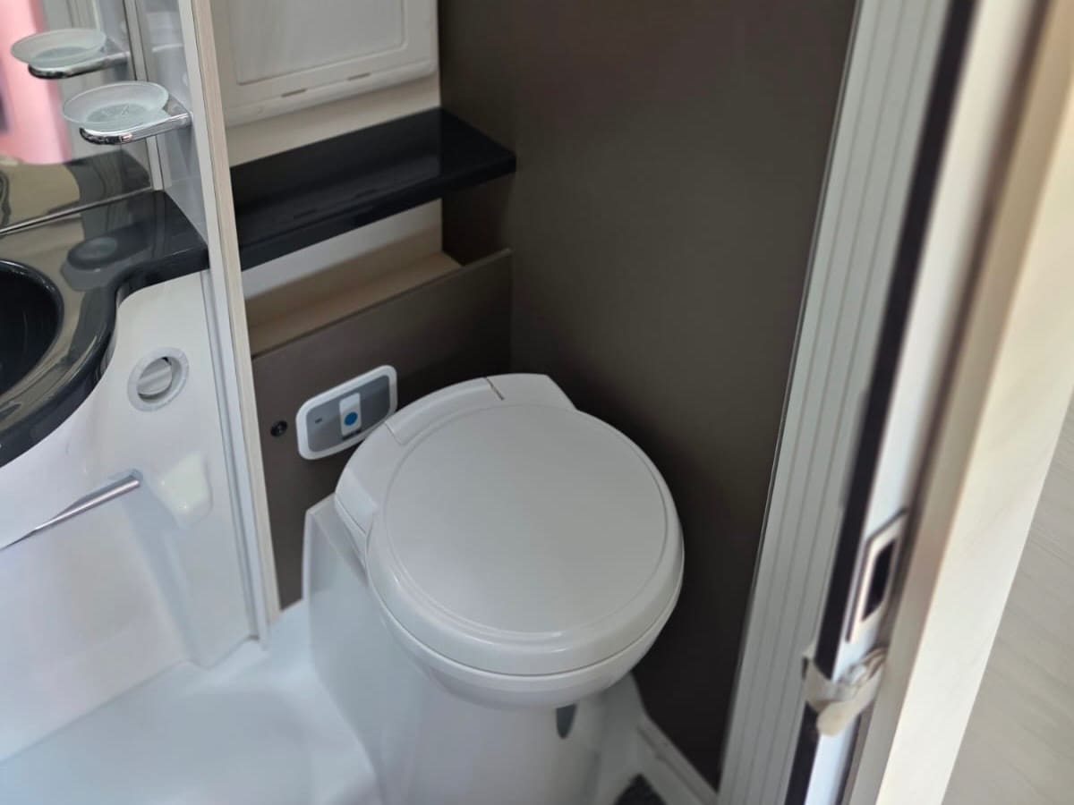 Ford Transit Chausson Flash 514 4 Berth 2.0 TDCi H2 Motorhome
