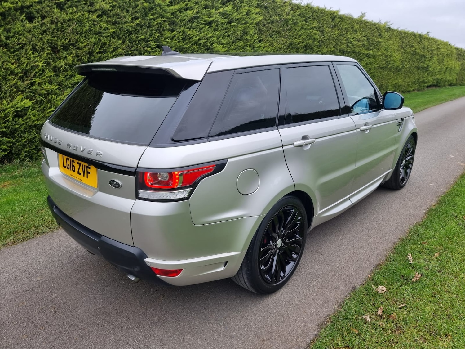 Used Land Rover Range Rover Sport 2016 for sale - 73154843: Photo 10