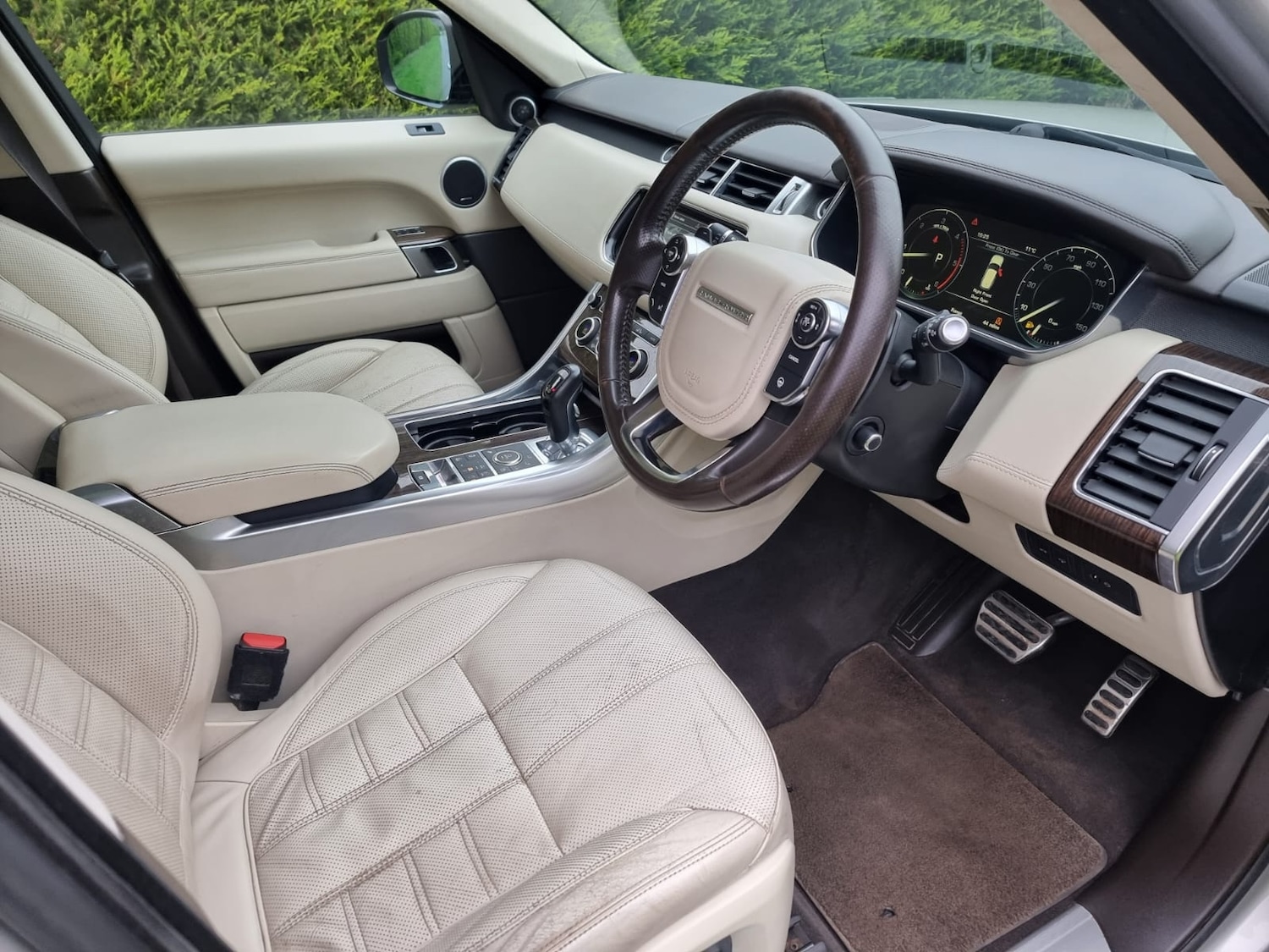 Used Land Rover Range Rover Sport 2016 for sale - 73154843: Photo 12