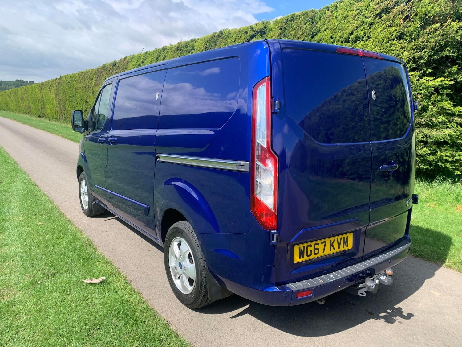 Used Ford Transit Custom 2017 for sale - 67735290: Photo 8