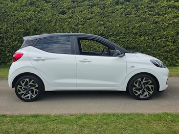 Used Hyundai i10 2023 for sale - 78523437: Photo