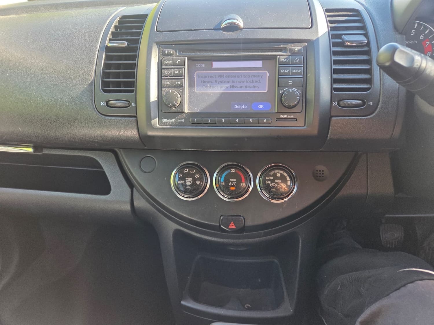 Nissan Note 1.6 Tekna 5dr