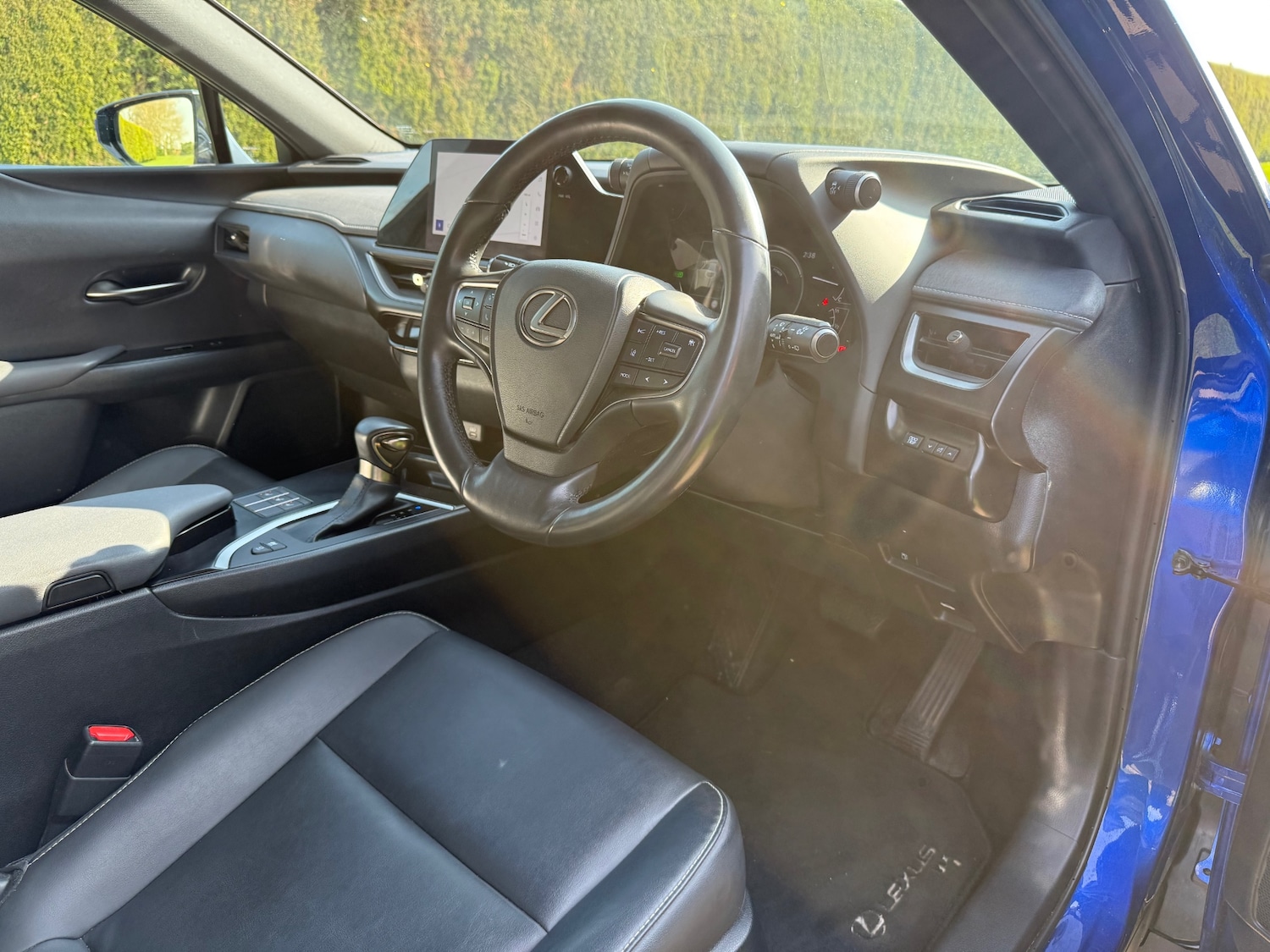 Used Lexus UX 2022 for sale - 77947376: Photo 11
