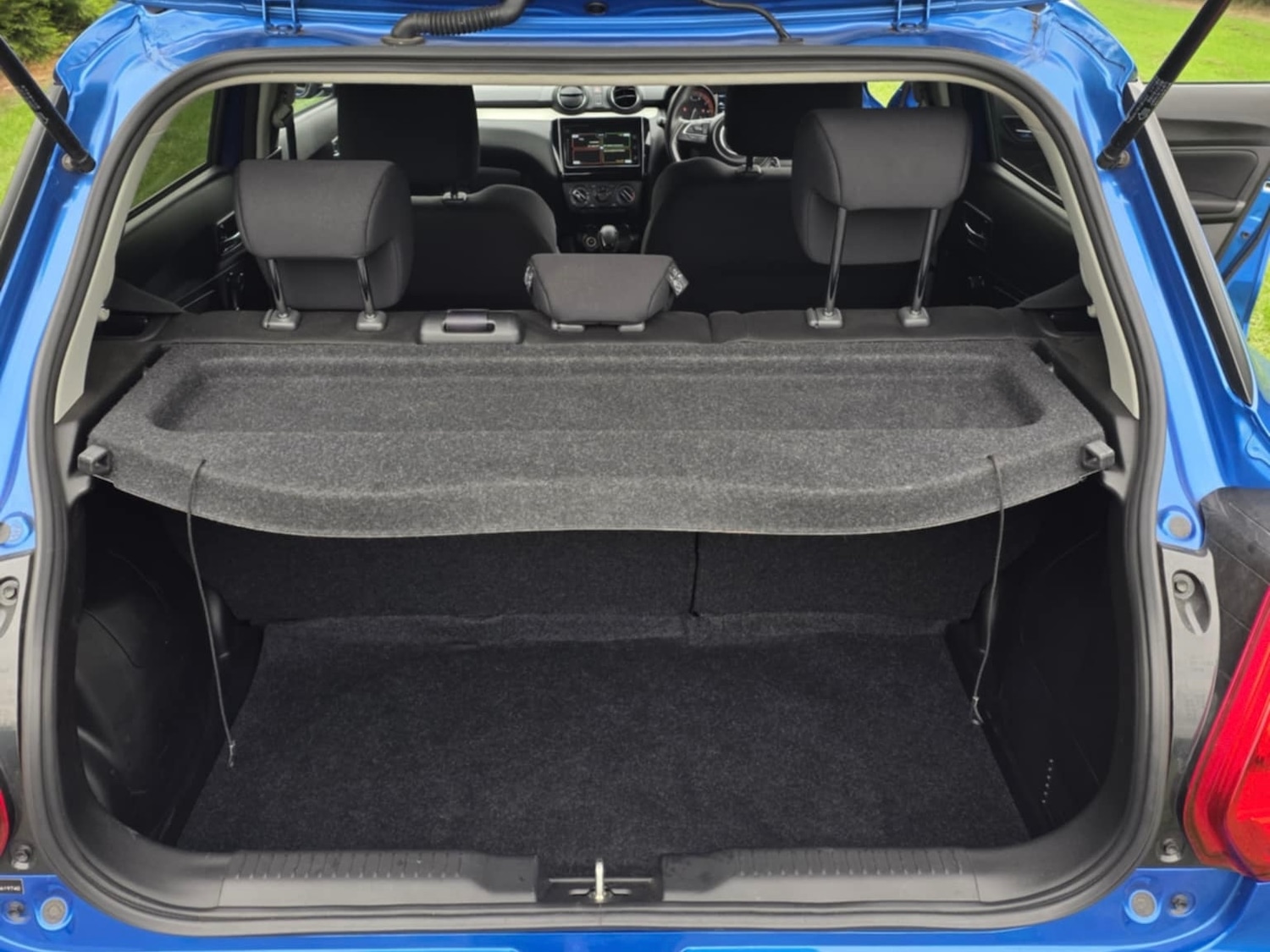 Used Suzuki Swift 2024 for sale - 76298907: Photo 10