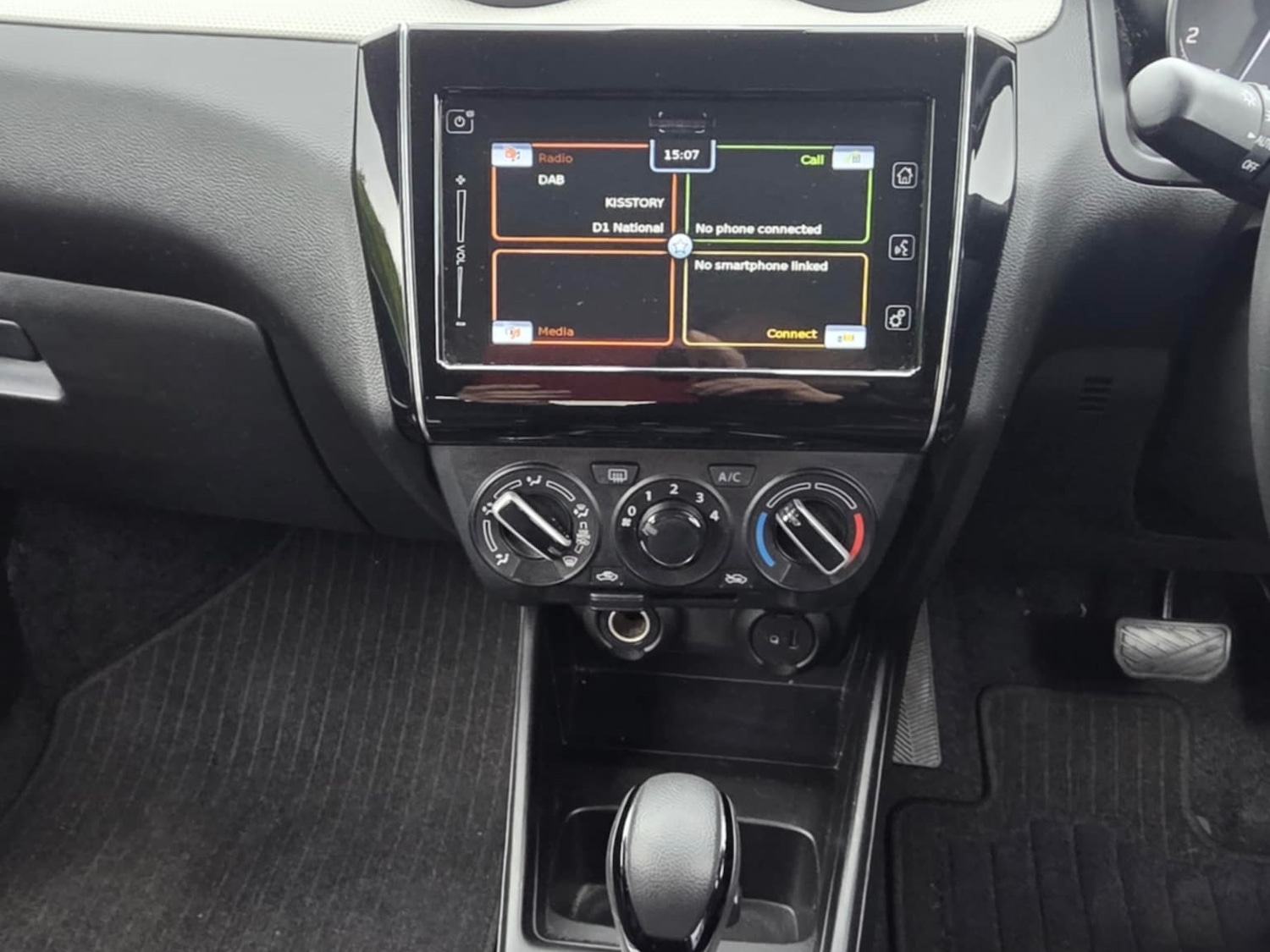 Used Suzuki Swift 2024 for sale - 76298907: Photo 14