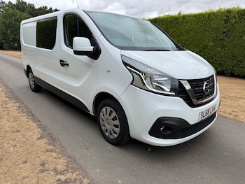 Used Nissan NV300 2018 for sale - 79329899: Photo
