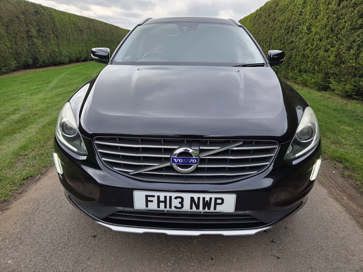Used Volvo XC60 2013 for sale - 77675625: Photo 2